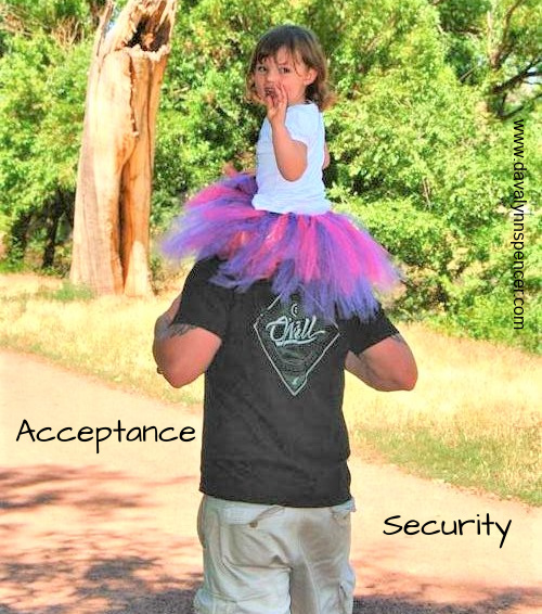 ALT="dad carrying daughter on shoulders"